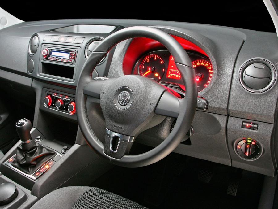 Volkswagen Amarok Single Cab Comfortline 2010 года  (ZA) (фото 2 из 12)